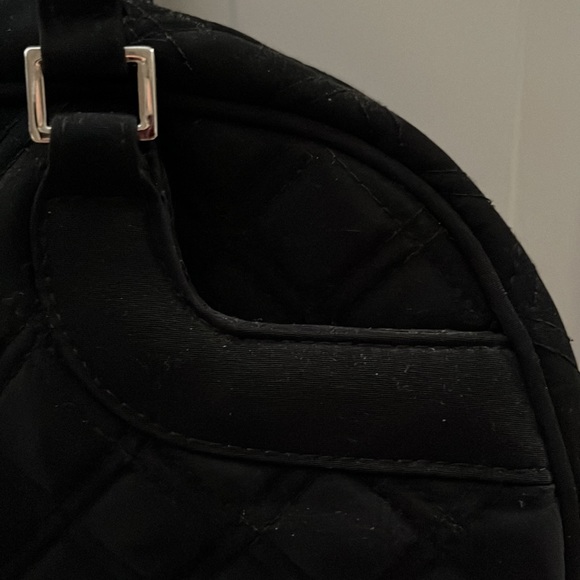 Vera Bradley black purse with inside pockets in excellent condition - Picture 2 of 3